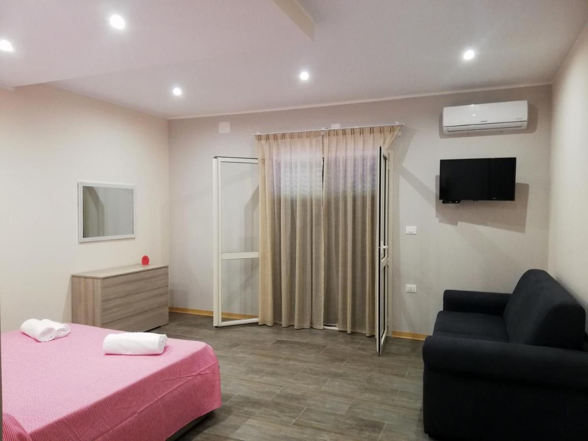 זמברונה Residenza Mediterranea מראה חיצוני תמונה