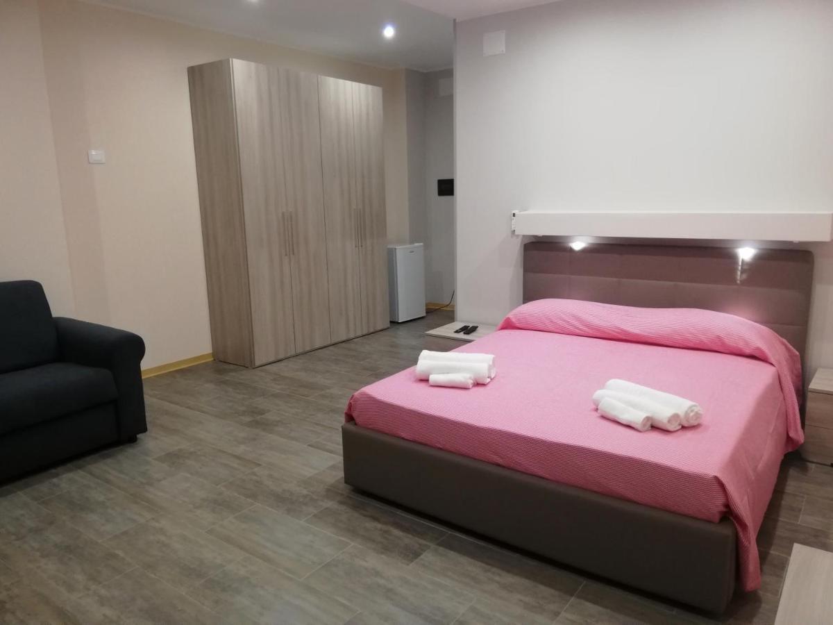 זמברונה Residenza Mediterranea מראה חיצוני תמונה