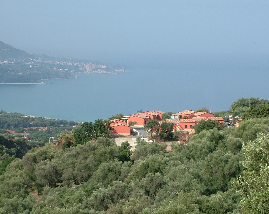 זמברונה Residenza Mediterranea מראה חיצוני תמונה