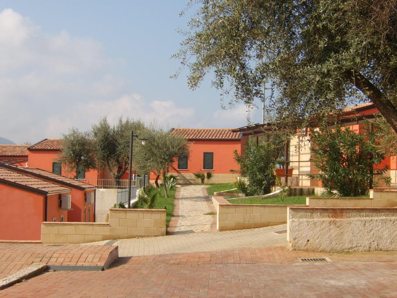זמברונה Residenza Mediterranea מראה חיצוני תמונה