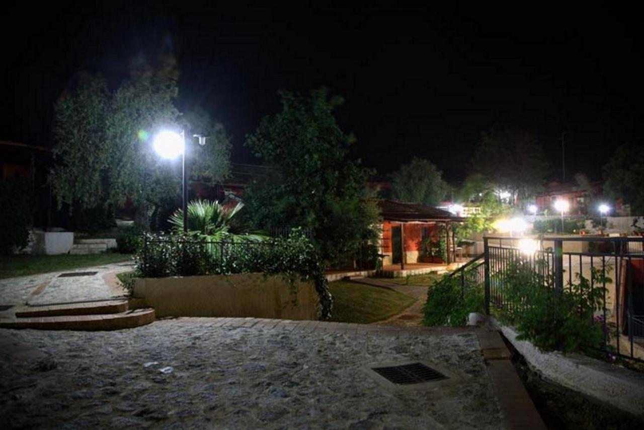 זמברונה Residenza Mediterranea מראה חיצוני תמונה